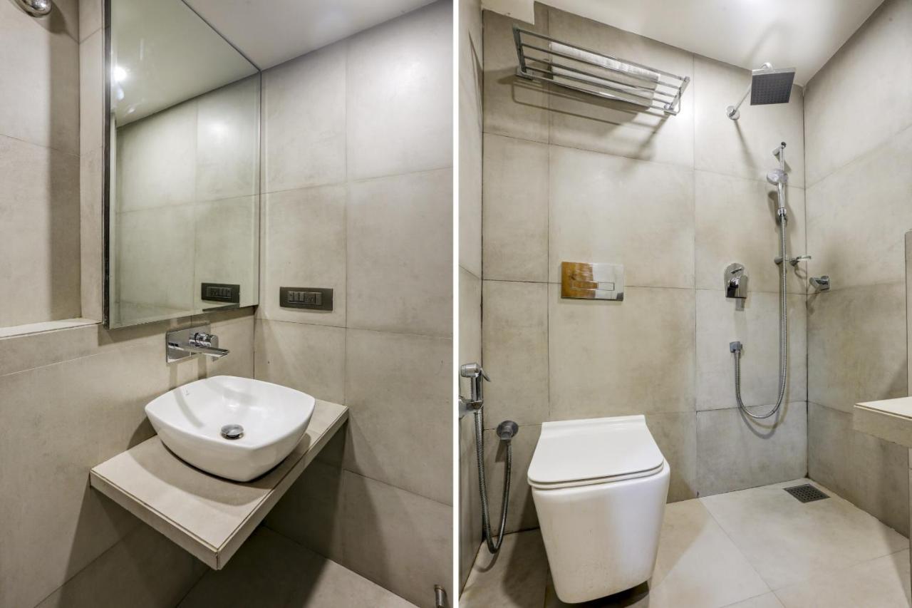 Oyo 81549 Hotel Elegance Nx Мумбай Екстериор снимка